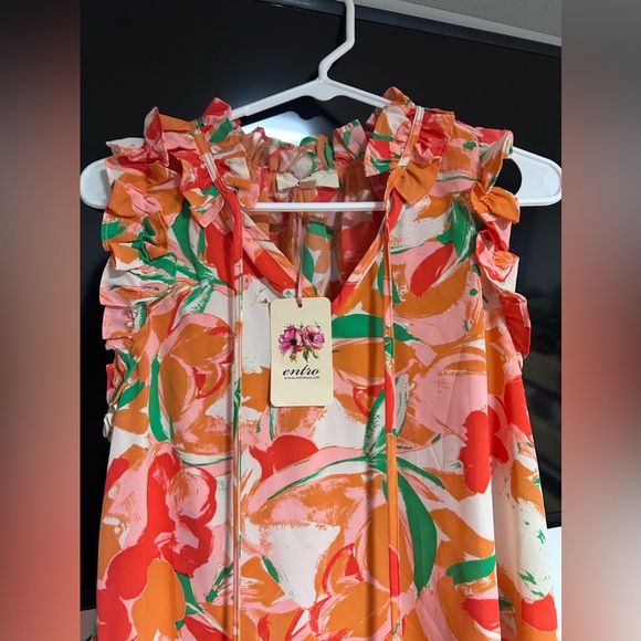 Entro | NWT Floral Tank Ruffle Small - Picture 8 of 9